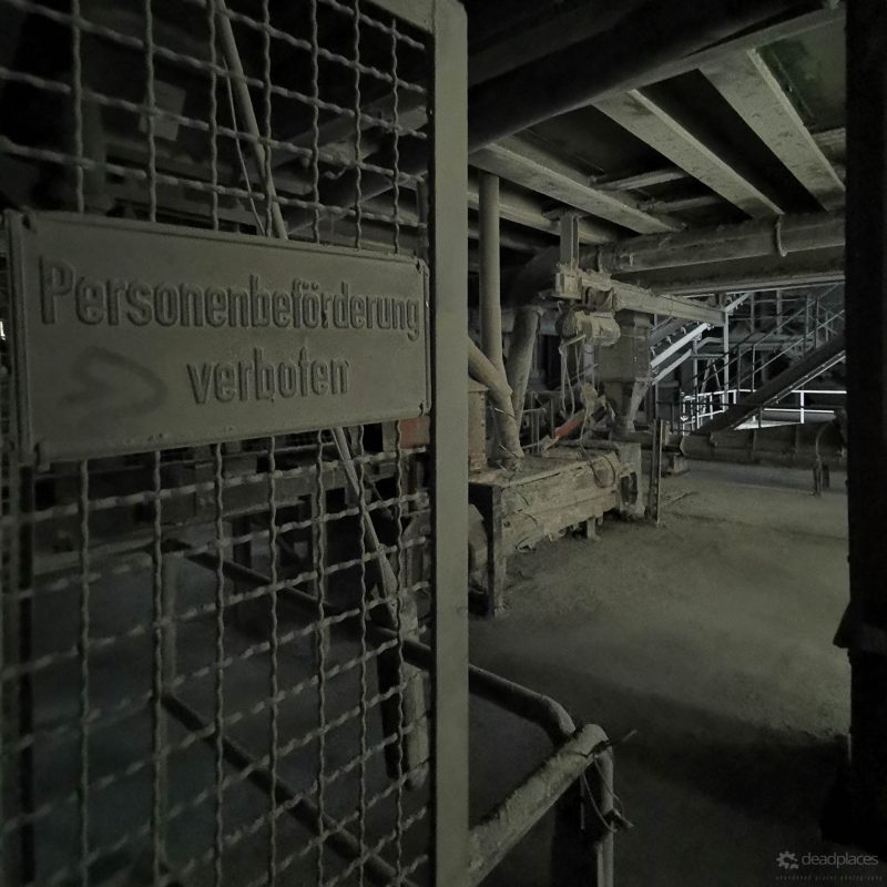 Fahrweg Schiebebuehne Pressen Hangseite